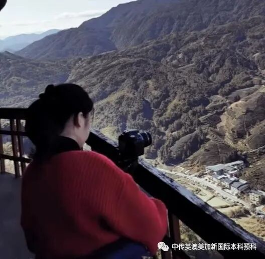 和同学一起去英国威斯敏斯特大学读书,有伙伴真好